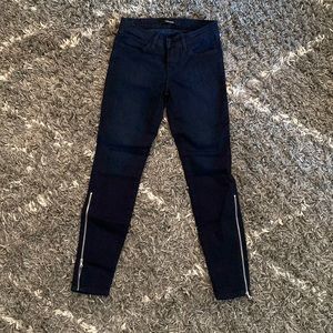 JBrand, skinny jeans with leg zipper, size 26, like new! Dark denim.